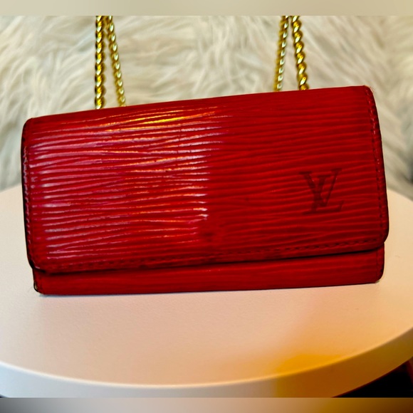 Louis Vuitton Accessories - LV key holder